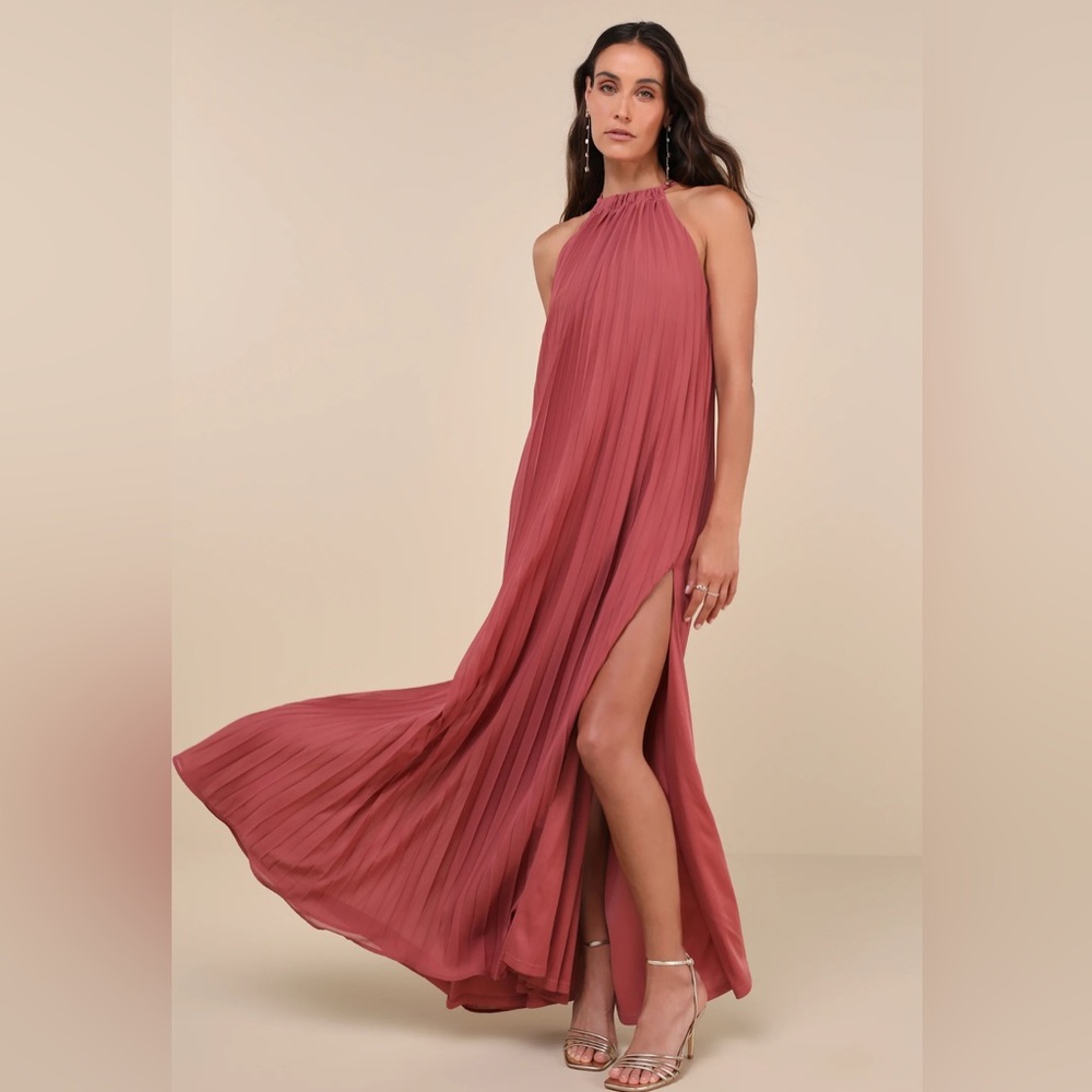 Lulu's Pleated Halter Maxi Dress in Dusty Rose